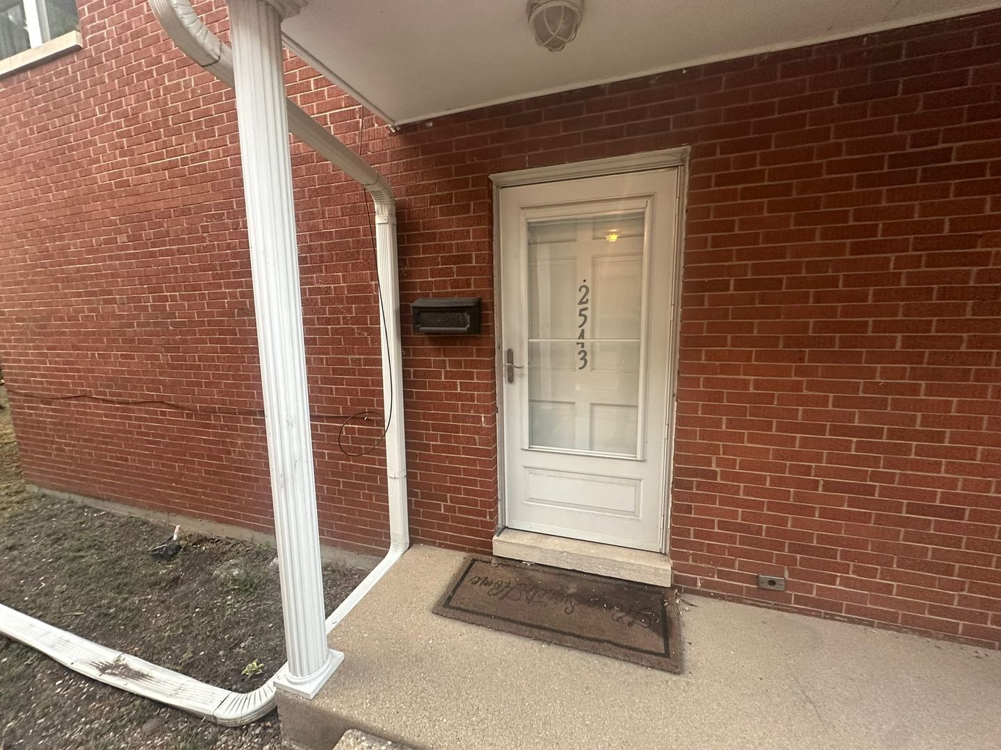 2543 Crawford Avenue 2543