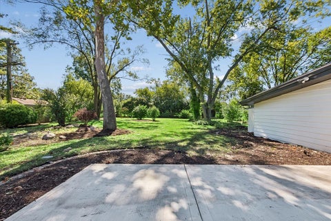 Tiny photo for 1901 W Plainfield Road, La Grange Highlands, IL 60525 (MLS # 12788675)