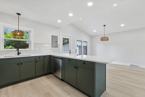 Tiny photo for 1901 W Plainfield Road, La Grange Highlands, IL 60525 (MLS # 12788675)