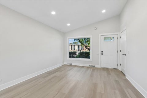 Tiny photo for 1901 W Plainfield Road, La Grange Highlands, IL 60525 (MLS # 12788675)