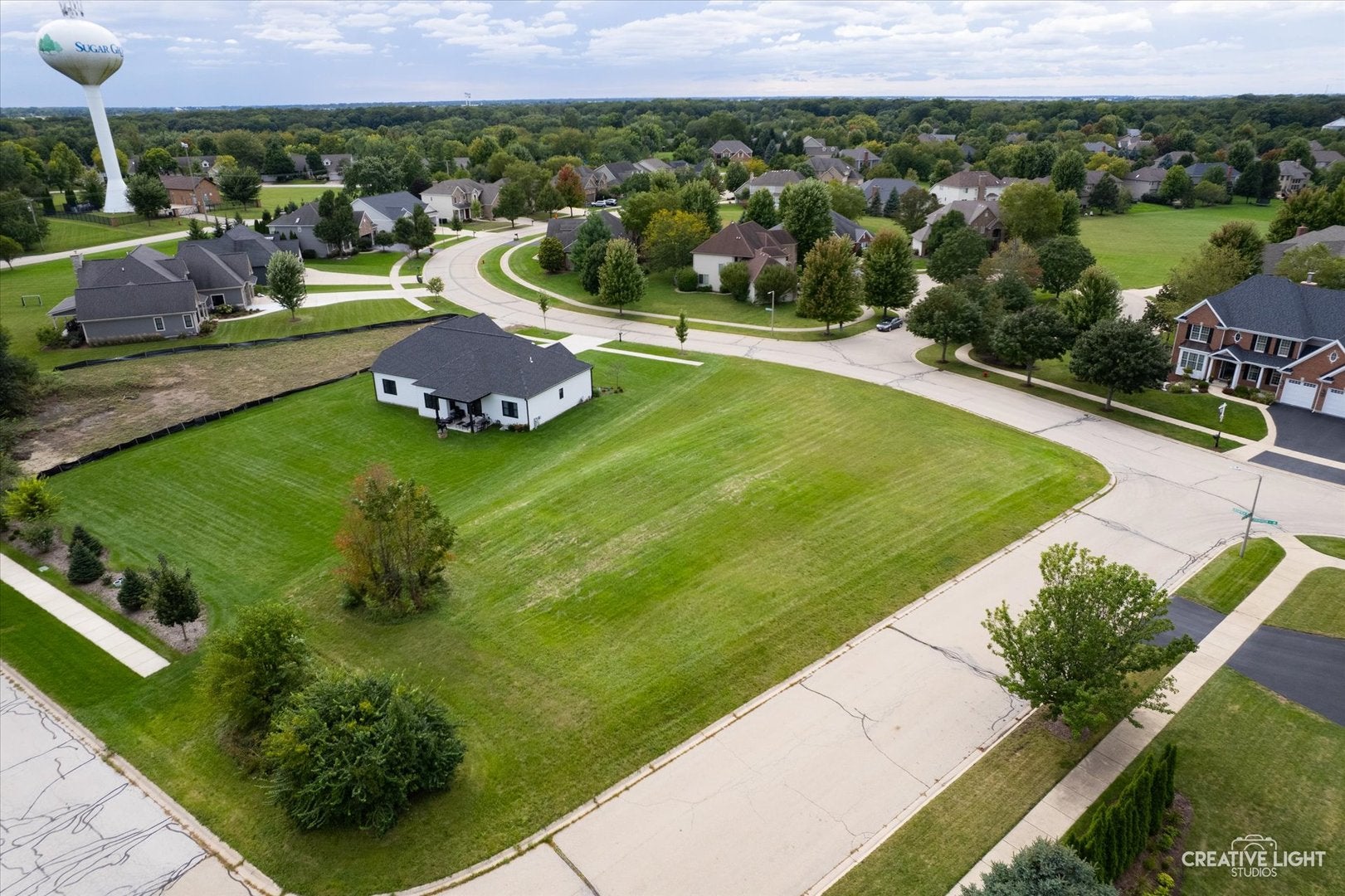 699 Greenfield Road