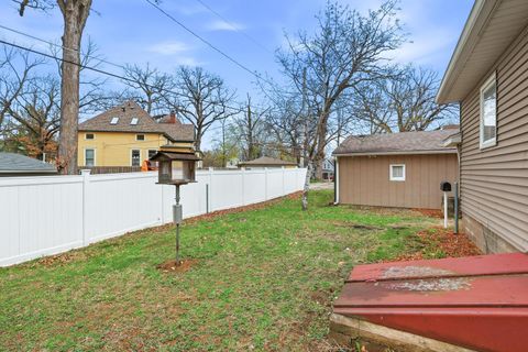 Tiny photo for 1587 34th Avenue, Moline, IL 61265 (MLS # 12612382)