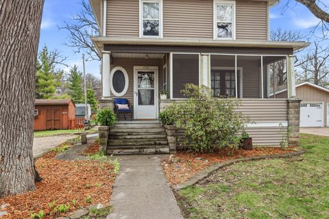Tiny photo for 1587 34th Avenue, Moline, IL 61265 (MLS # 12612382)