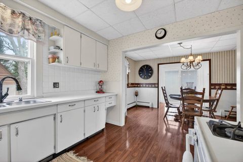 Tiny photo for 1587 34th Avenue, Moline, IL 61265 (MLS # 12612382)