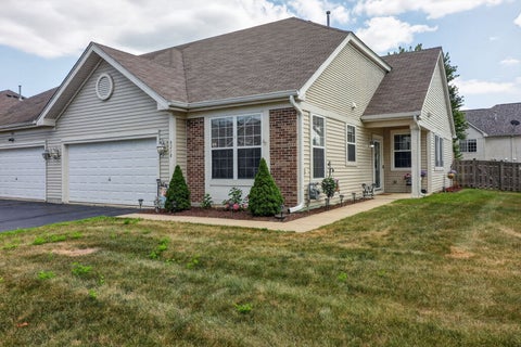 Photo of 8218 Tremont Lane, Joliet, IL 60431 (MLS # 12730536)