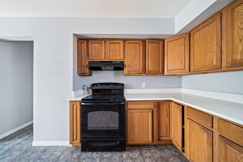 Tiny photo for 1421 Heather Drive, Aurora, IL 60506 (MLS # 12597137)