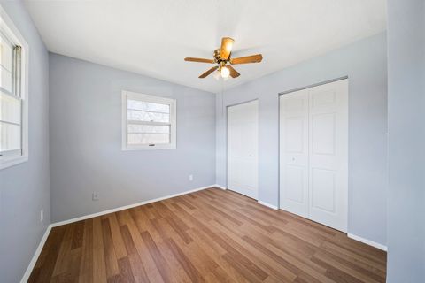 Tiny photo for 1421 Heather Drive, Aurora, IL 60506 (MLS # 12597137)