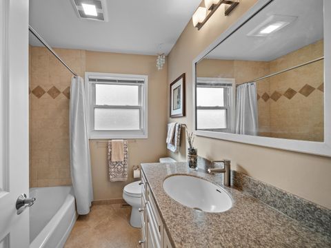 Tiny photo for 925 N Pecos Avenue, Mount Prospect, IL 60056 (MLS # 12570964)