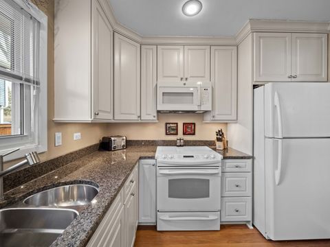 Tiny photo for 925 N Pecos Avenue, Mount Prospect, IL 60056 (MLS # 12570964)