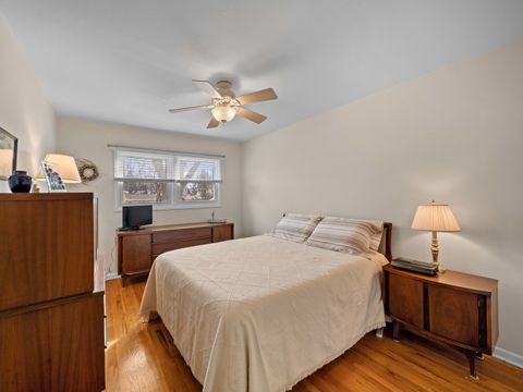 Tiny photo for 925 N Pecos Avenue, Mount Prospect, IL 60056 (MLS # 12570964)