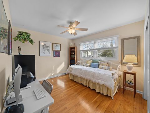 Tiny photo for 925 N Pecos Avenue, Mount Prospect, IL 60056 (MLS # 12570964)