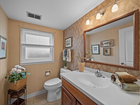 Tiny photo for 925 N Pecos Avenue, Mount Prospect, IL 60056 (MLS # 12570964)