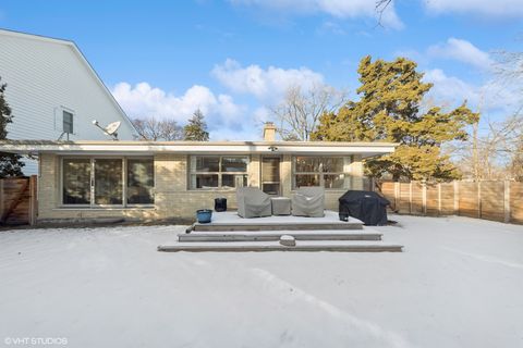 A home in Clarendon Hills