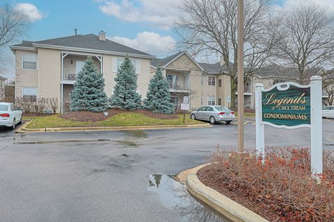 Tiny photo for 768 N Gary Avenue #103, Carol Stream, IL 60188 (MLS # 12577189)