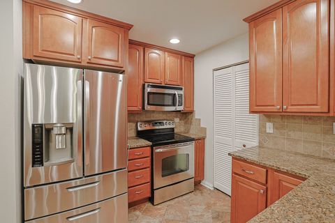 Tiny photo for 768 N Gary Avenue #103, Carol Stream, IL 60188 (MLS # 12577189)