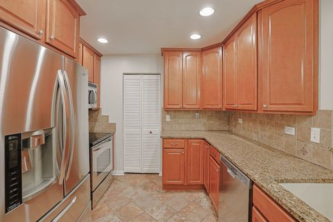 Tiny photo for 768 N Gary Avenue #103, Carol Stream, IL 60188 (MLS # 12577189)