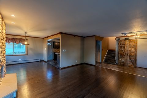 Tiny photo for 1116 N Westgate Road, Mount Prospect, IL 60056 (MLS # 12493207)