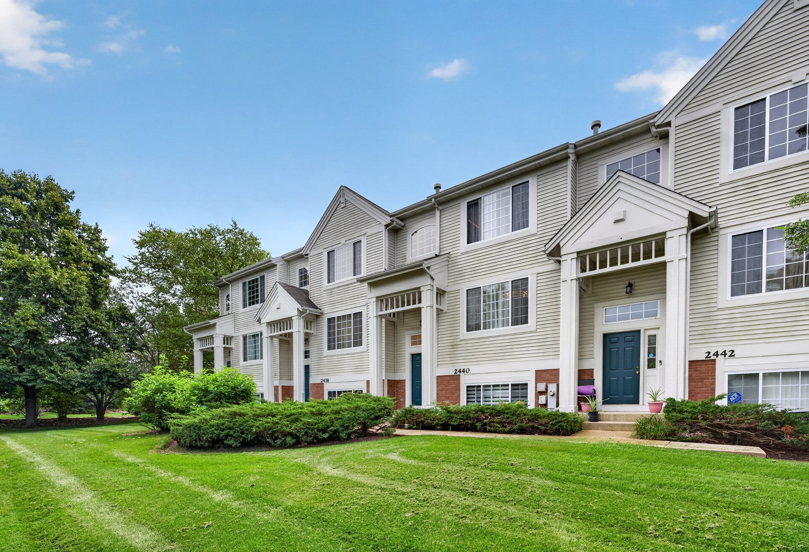 2440 Oakfield Court