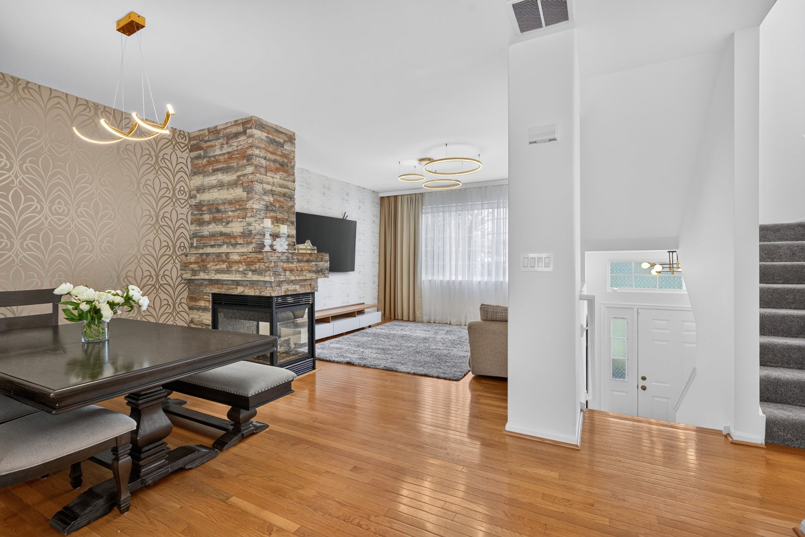 2440 Oakfield Court