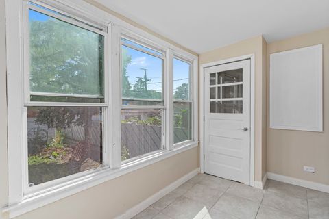 Tiny photo for 5345 N Neva Avenue, Chicago, IL 60656 (MLS # 12477119)