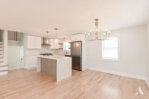 Tiny photo for Chicago, IL 60655 (MLS # 12649227)
