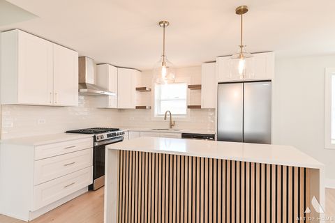 Tiny photo for Chicago, IL 60655 (MLS # 12649227)