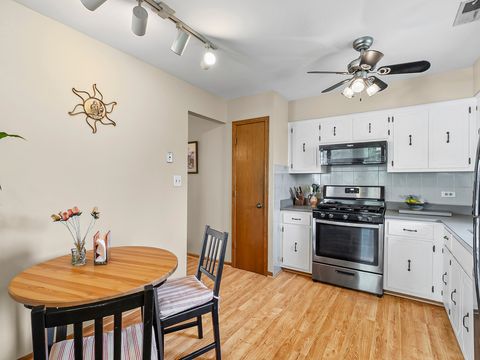 Tiny photo for 9535 S 53rd Avenue #3S, Oak Lawn, IL 60453 (MLS # 12488046)
