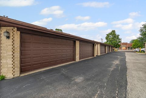 Tiny photo for 9535 S 53rd Avenue #3S, Oak Lawn, IL 60453 (MLS # 12488046)