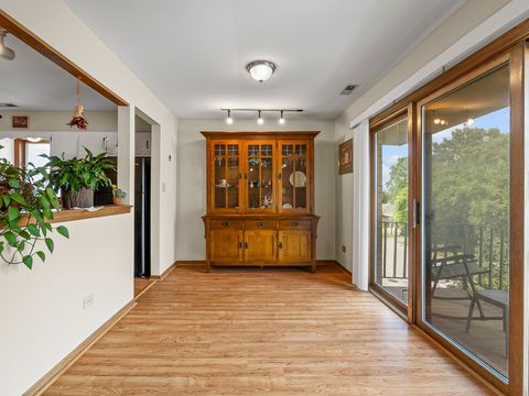 Tiny photo for 9535 S 53rd Avenue #3S, Oak Lawn, IL 60453 (MLS # 12488046)