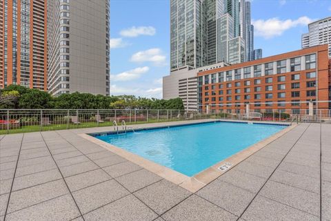 Tiny photo for 1250 S Michigan Avenue #907, Chicago, IL 60605 (MLS # 12454714)