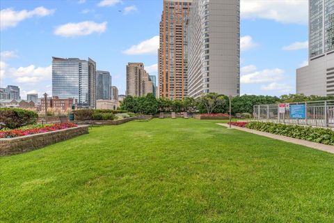 Tiny photo for 1250 S Michigan Avenue #907, Chicago, IL 60605 (MLS # 12454714)