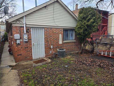 Tiny photo for 623 N Christiana Avenue, Chicago, IL 60624 (MLS # 12586232)