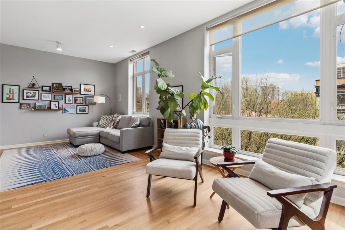 4150 N Sheridan Road 3S