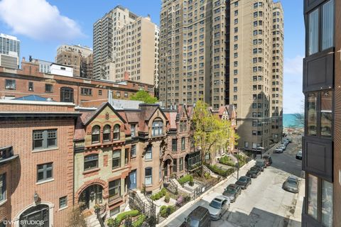 Tiny photo for 39 E Schiller Street #1E, Chicago, IL 60610 (MLS # 12587587)