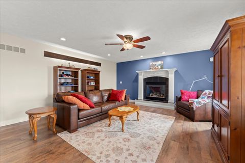 Tiny photo for 5101 Stonebridge Drive, Champaign, IL 61822 (MLS # 12621068)