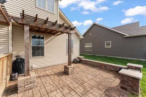 Tiny photo for 5101 Stonebridge Drive, Champaign, IL 61822 (MLS # 12621068)