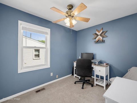 Tiny photo for 877 Manchester Course, Geneva, IL 60134 (MLS # 12662208)