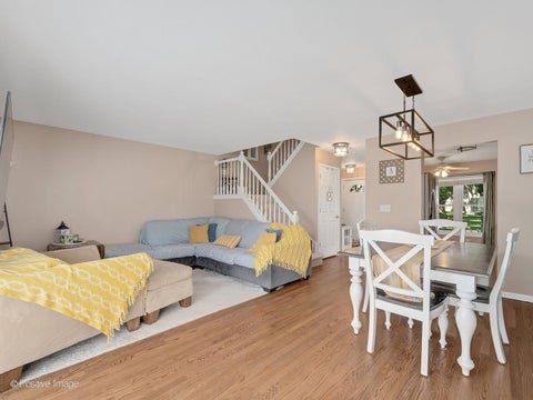 Tiny photo for 877 Manchester Course, Geneva, IL 60134 (MLS # 12662208)