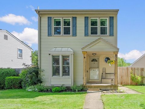 Photo of 877 Manchester Course, Geneva, IL 60134 (MLS # 12662208)