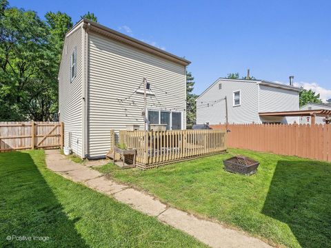 Tiny photo for 877 Manchester Course, Geneva, IL 60134 (MLS # 12662208)