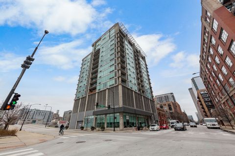 Photo of 700 W Van Buren Street #709, Chicago, IL 60607 (MLS # 12616688)