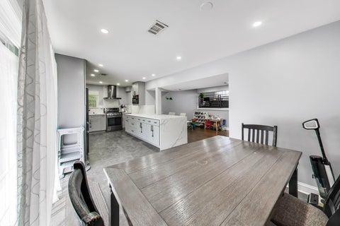 Tiny photo for 9448 N Oak Avenue, Des Plaines, IL 60016 (MLS # 12665692)