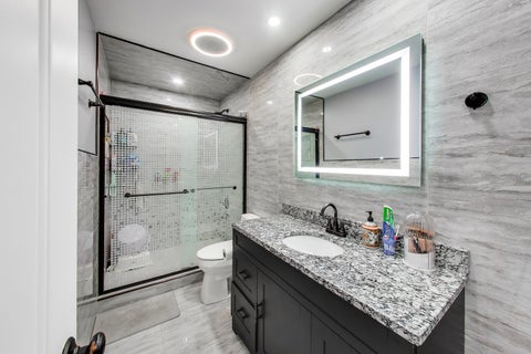 Tiny photo for 9448 N Oak Avenue, Des Plaines, IL 60016 (MLS # 12665692)