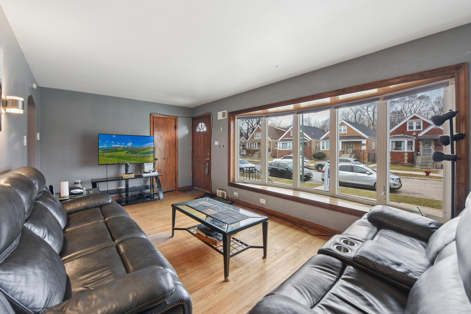 5317 S Hamilton Avenue