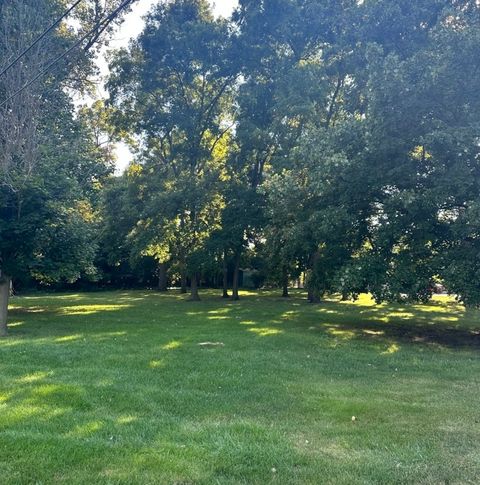 130 CRAB APPLE Lane Oak Brook IL 60523
