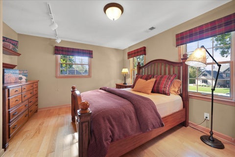Tiny photo for 39 Edinburgh Street, Valparaiso, IN 46385 (MLS # 12796565)