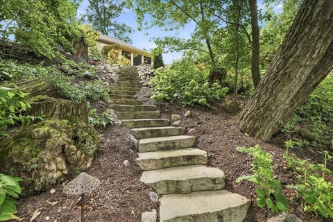 Tiny photo for 39 Edinburgh Street, Valparaiso, IN 46385 (MLS # 12796565)