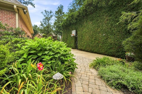 Tiny photo for 39 Edinburgh Street, Valparaiso, IN 46385 (MLS # 12796565)
