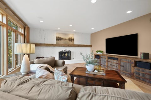 Tiny photo for 39 Edinburgh Street, Valparaiso, IN 46385 (MLS # 12796565)