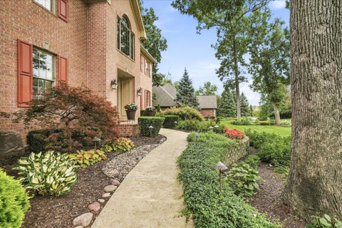 Tiny photo for 39 Edinburgh Street, Valparaiso, IN 46385 (MLS # 12796565)